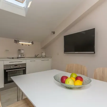 Apartmán Hrast